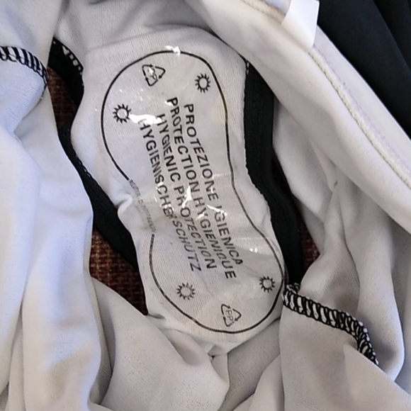 NWOT Gamiss One Piece Swim Suit - Picture 5 of 6